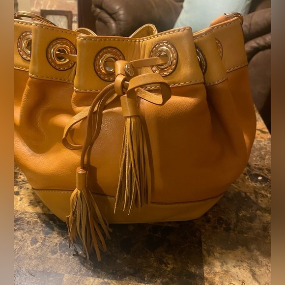 MICHAEL Michael Kors Handbags - Michael Kors Leather Bucket Bag